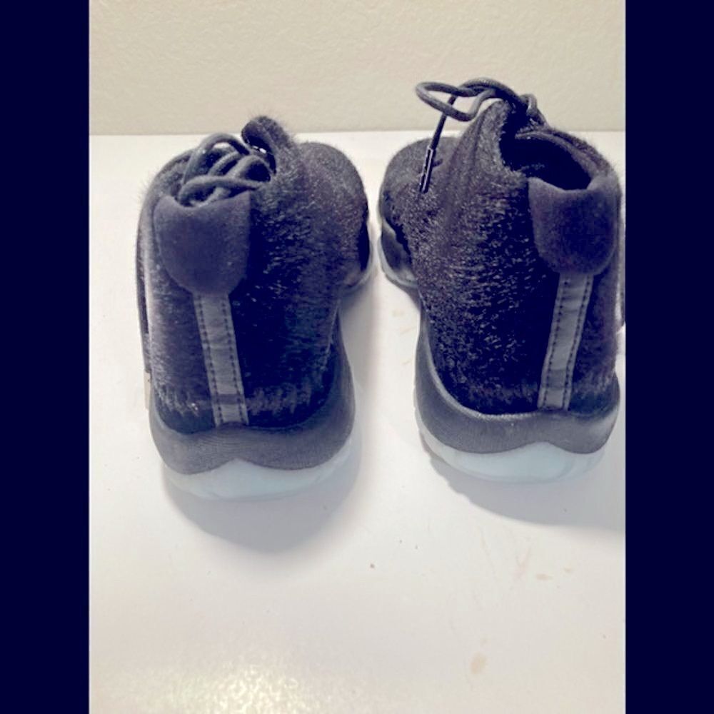 Vintage New Jordan black mohair sneakers - Picture 2 of 7